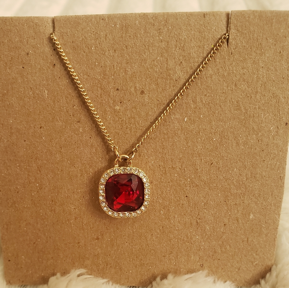 Nine West Elegant Gold Necklace Red Gemstone W Gemstones Surrounding Pendant